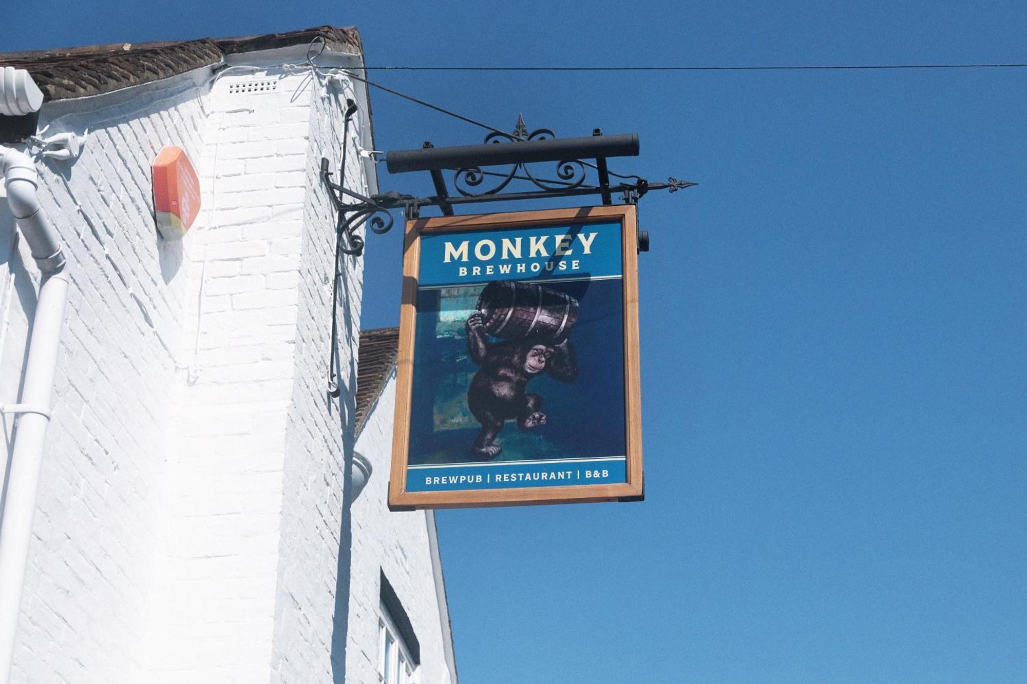 Monkey Brewhouse Hotel Lymington Exterior photo