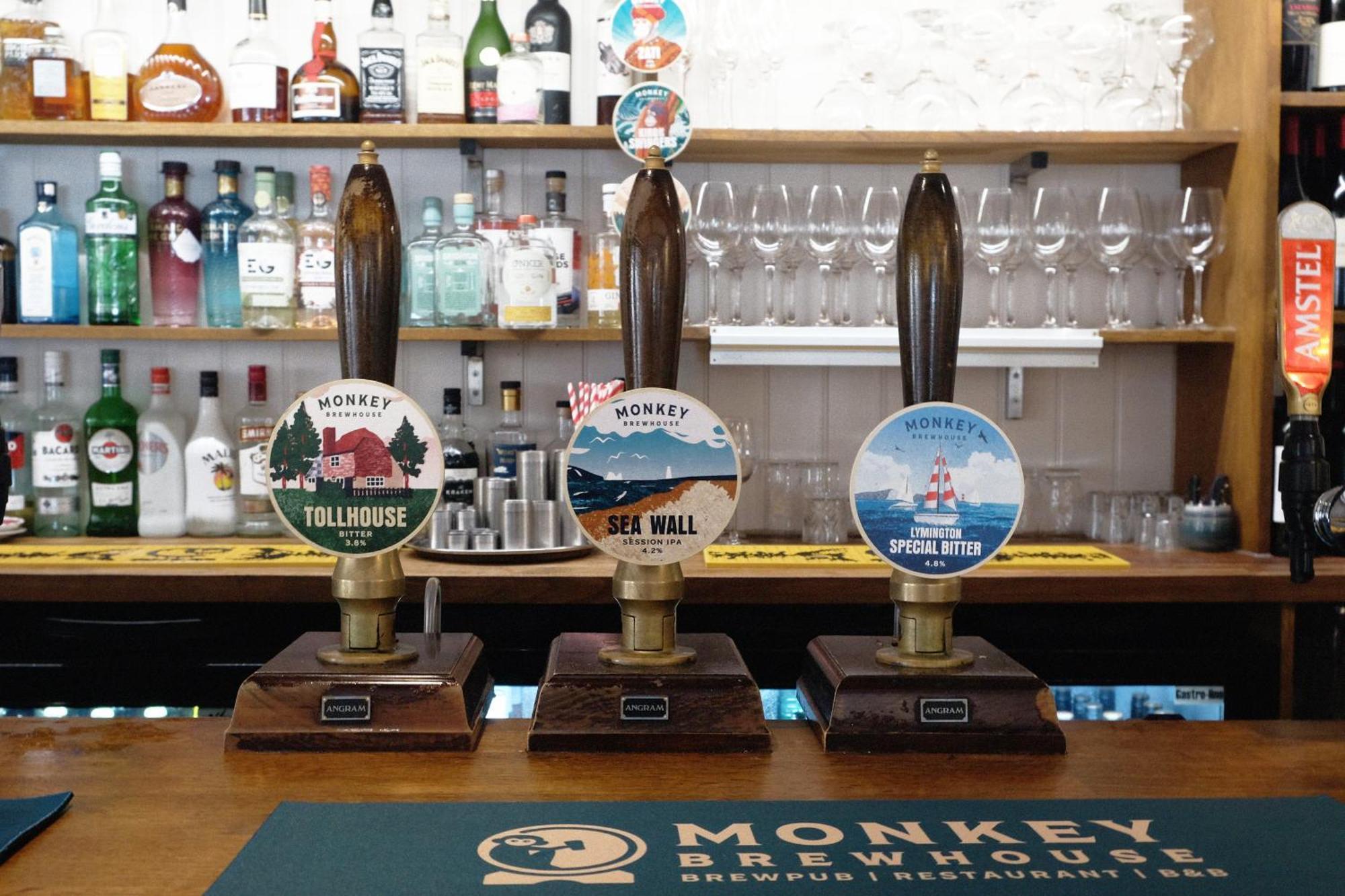 Monkey Brewhouse Hotel Lymington Exterior photo